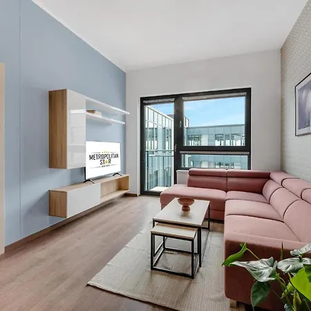 Metropolitan Star 4*