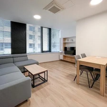 Hotel Metropolitan Star 4*