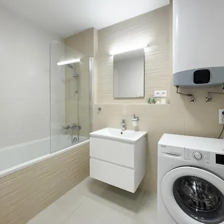 Metropolitan Star Hotel