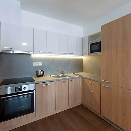 Hotel Metropolitan Star 4*