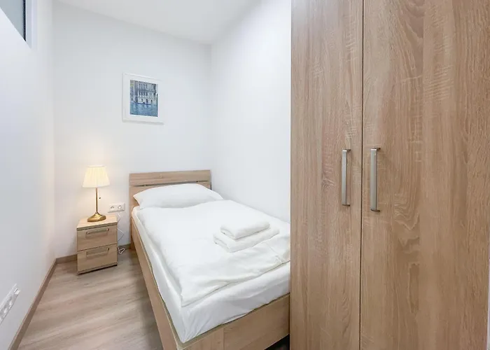 Metropolitan Star Hotel 4*