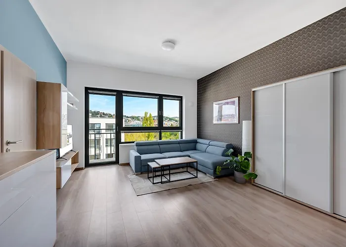 Metropolitan Star Hotel