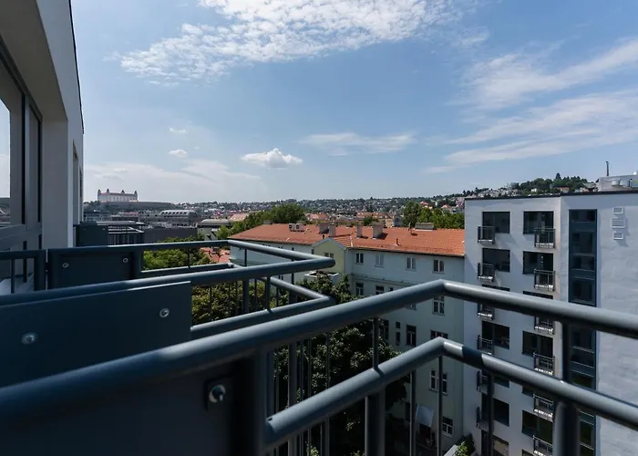 Metropolitan Star 4* Братислава