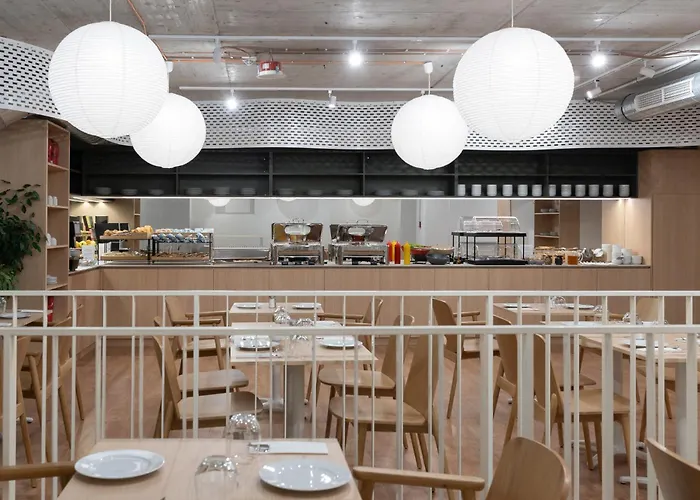 Metropolitan Star Готель Братислава